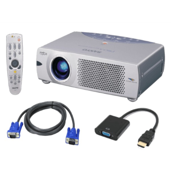 Vidéoprojecteur 1800 lumens avec sa télécommande, son câble VGA et son câble HDMI