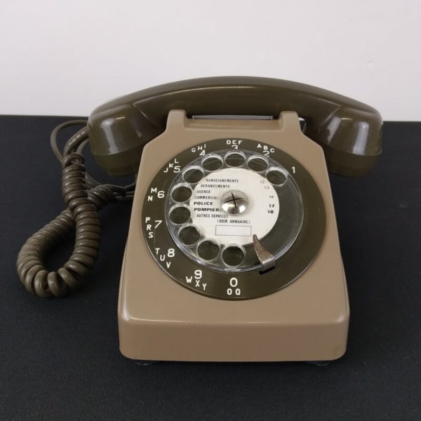 téléphone vintage en location